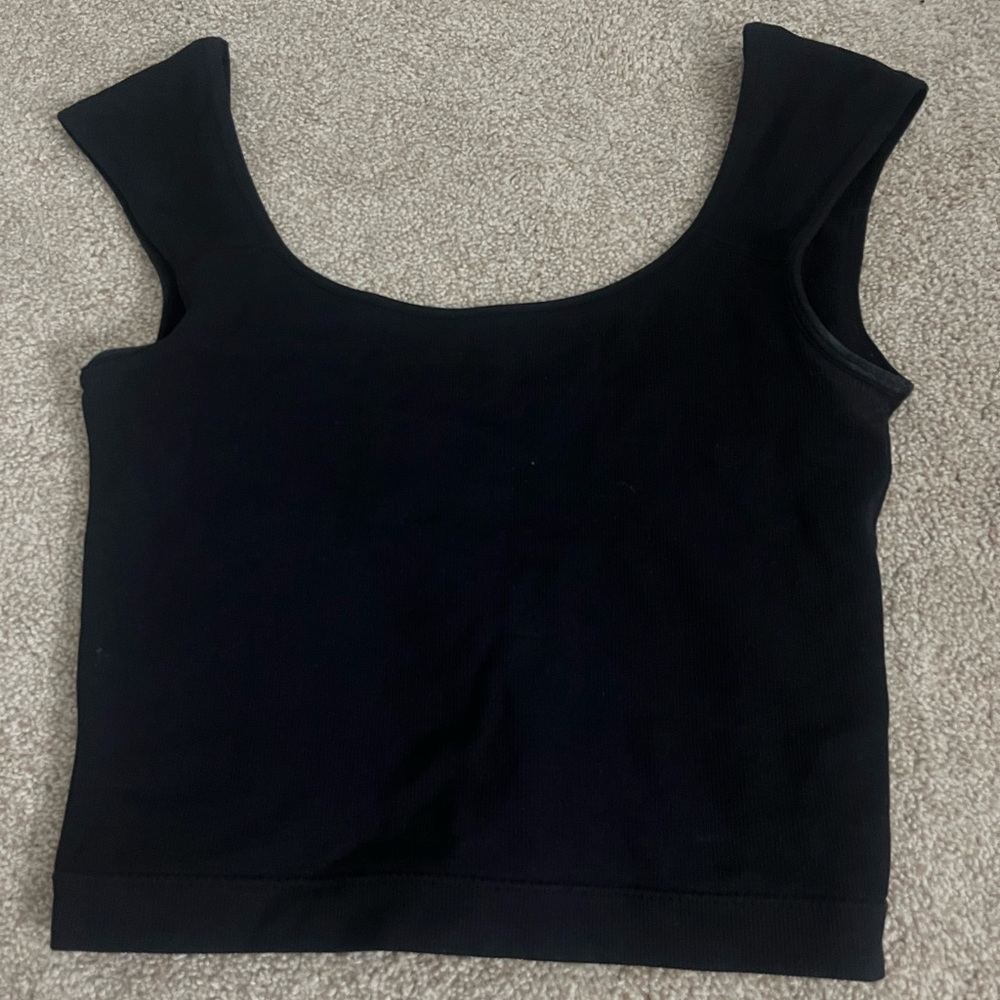 New w/ tags open back garage top